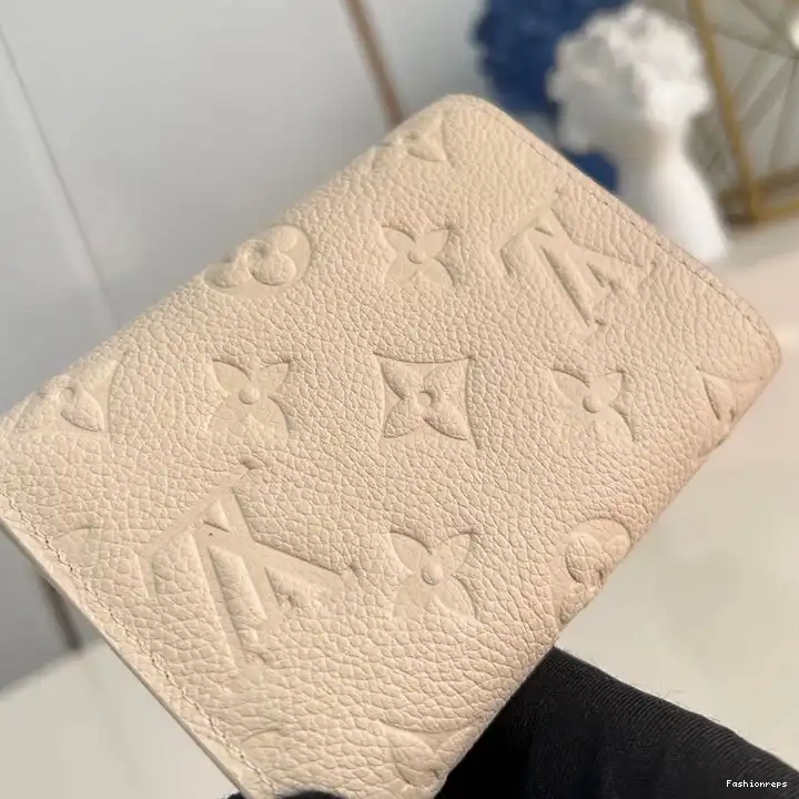 Fashionrepsfam ru LV Bags 2411YA0226 0814